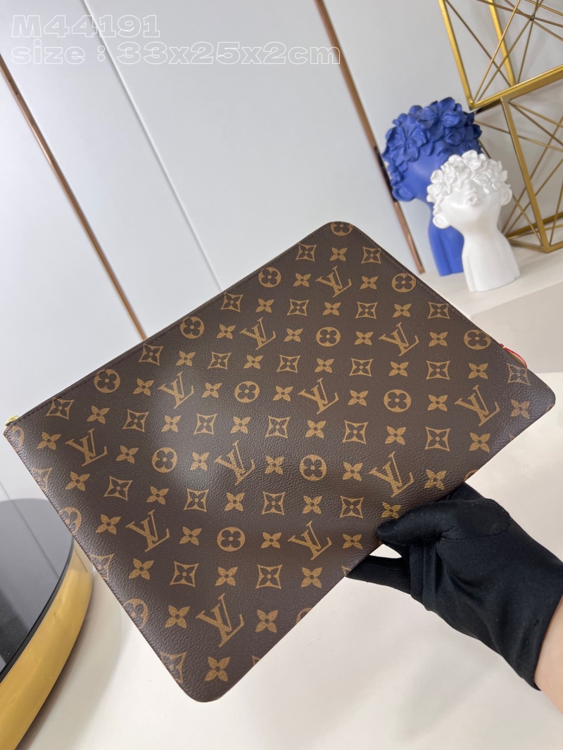 LV Clutch Bags